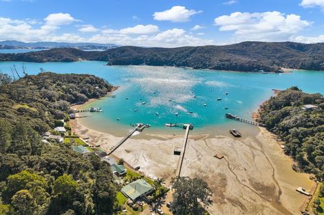 Photo of property in 50 Schoolhouse Bay Road, Kawau Island, 0920