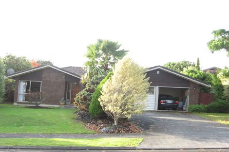 Photo of property in 12 Kuripaka Crescent, The Gardens, Auckland, 2105