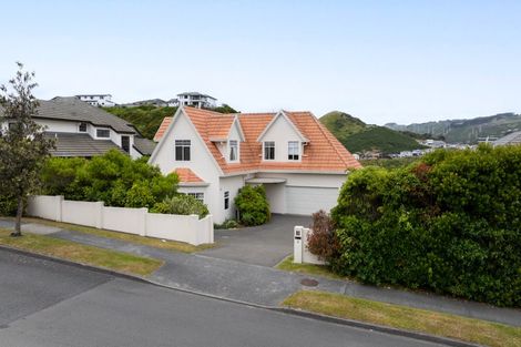 Photo of property in 4 Amesbury Drive, Churton Park, Wellington, 6037
