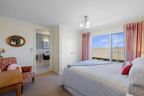 Photo of property in 8b Sampson Avenue, Waiwhakaiho, New Plymouth, 4312