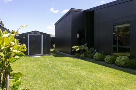 Photo of property in 124 Harakeke Drive, Wharewaka, Taupo, 3330