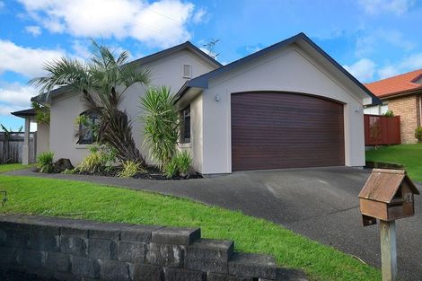 Photo of property in 47 Richfield Crescent, Westgate, Auckland, 0614