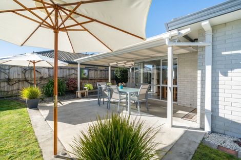 Photo of property in 2 Lasiandra Place, Mount Maunganui, 3116