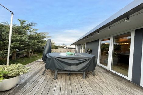 Photo of property in 13 Sea View Terrace, Cockle Bay, Auckland, 2014