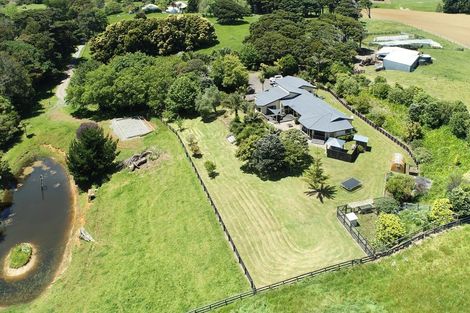 Photo of property in 166 Holmes Road, Waiuku, 2682