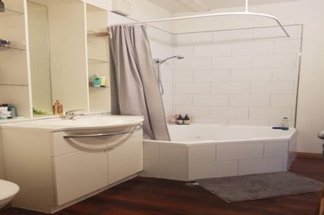 Photo of property in 9/20 Egmont Street, Te Aro, Wellington, 6011