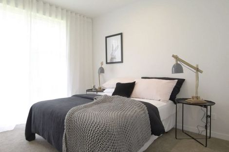 Photo of property in 1 Eric Gifford Drive, Ranui, Auckland, 0612