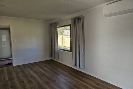 Photo of property in 5 Mahinawa Street, Takapuwahia, Porirua, 5022