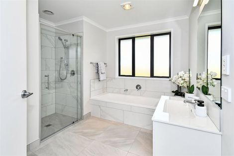 Photo of property in 4 Trevor Mcmiken Drive, Patumahoe, 2679