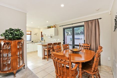 Photo of property in 33 Pembroke Street, Taradale, Napier, 4112