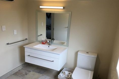 Photo of property in 33b Lochee Road, Upper Riccarton, Christchurch, 8041