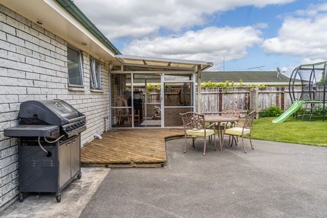 Photo of property in 32 Livingstone Avenue, Nawton, Hamilton, 3200