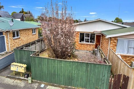 Photo of property in 2/84 Linton Street, West End, Palmerston North, 4410
