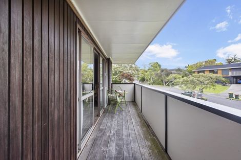 Photo of property in 8 Hamish Place, Sunnyhills, Auckland, 2010