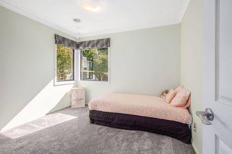 Photo of property in 16 Tongariro Drive, Aotea, Porirua, 5024