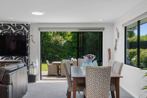 Photo of property in 7 Huntly Road, Outram, 9019