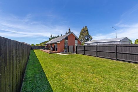 Photo of property in 1/1132 West Coast Road, West Melton, Christchurch, 7676