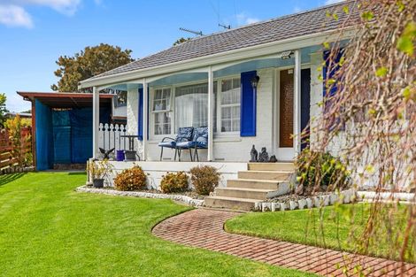 Photo of property in 31 Cumberland Crescent, Welcome Bay, Tauranga, 3112
