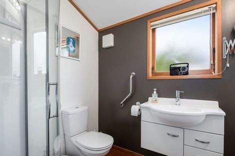 Photo of property in 76 Kairimu Street, Stokes Valley, Lower Hutt, 5019