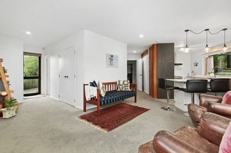 Photo of property in 1 Avonlea Grove, Belmont, Lower Hutt, 5010