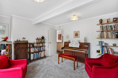 Photo of property in 19 Northview Crescent, Belleknowes, Dunedin, 9011