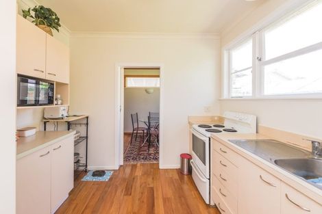 Photo of property in 1 Plunket Street, Durie Hill, Whanganui, 4500