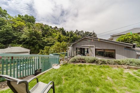 Photo of property in 90 Shakespeare Road, Bluff Hill, Napier, 4110