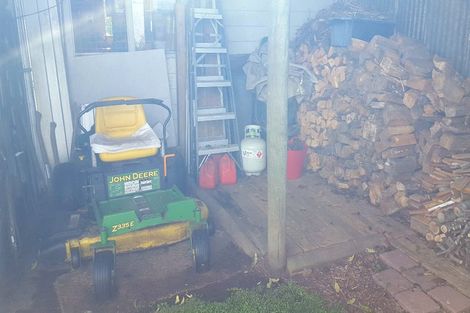 Photo of property in 52 Takiroa Street, Urenui, 4375