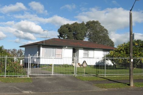 Photo of property in 13 Astor Place, Manurewa, Auckland, 2102