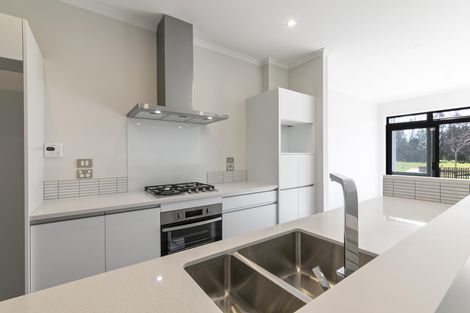 Photo of property in 4b Nohoanga Road, Karaka, Papakura, 2113