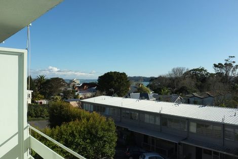 Photo of property in 9h Emmett Street, Herne Bay, Auckland, 1011