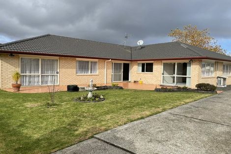Photo of property in 3 Chapletown Drive, East Tamaki, Auckland, 2016