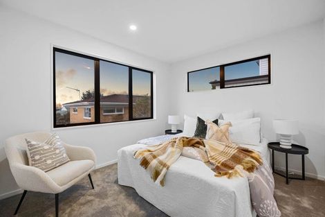 Photo of property in 33c Garadice Road, Rothesay Bay, Auckland, 0630