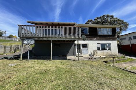 Photo of property in 305 Don Buck Road, Massey, Auckland, 0614