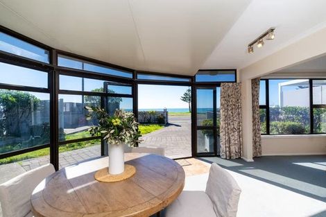 Photo of property in 71 The Esplanade, Westshore, Napier, 4110