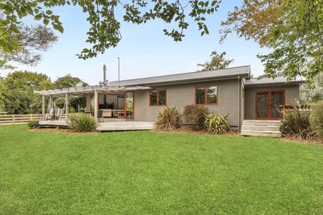 Photo of property in 103 Neudorf Road, Upper Moutere, 7175