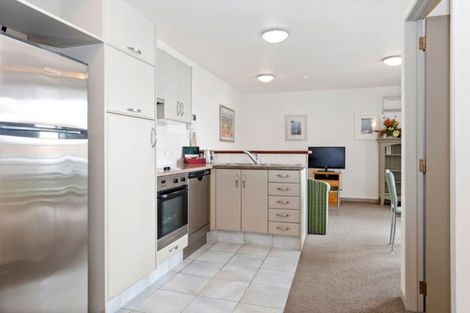 Photo of property in Anchorage Apartments, 309/36 Victoria Road, Mount Maunganui, 3116