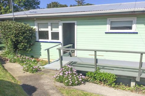 Photo of property in 120 Brunton Crescent, Thames, 3500