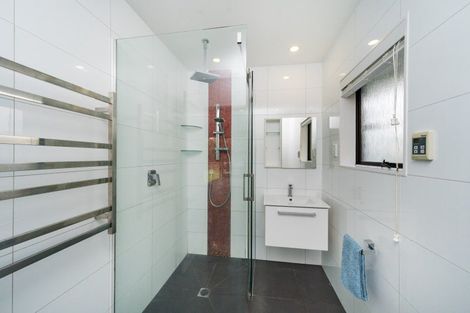 Photo of property in 108 John F Kennedy Drive, Milson, Palmerston North, 4414