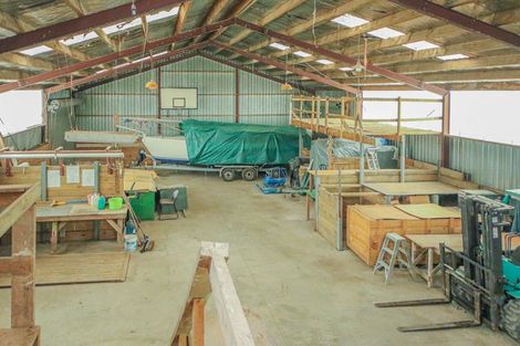 Photo of property in 119 Engles Road, Shannon, 4821