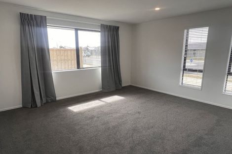 Photo of property in 61 Northmoor Boulevard, Rolleston, 7615