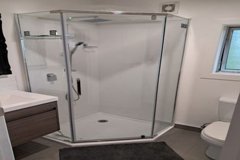 Photo of property in 352 Titirangi Road, Titirangi, Auckland, 0604