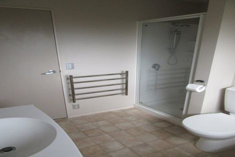 Photo of property in 32a Aniseed Grove, Timberlea, Upper Hutt, 5018