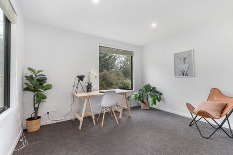 Photo of property in 6 Appin Court, Jacks Point, Queenstown, 9371