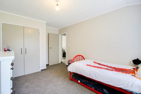 Photo of property in 1 Kotuku Place, Taradale, Napier, 4112