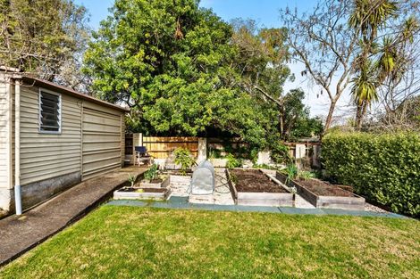 Photo of property in 35 Given Street, Havelock North, 4130