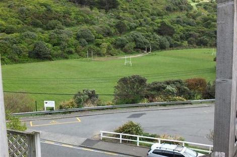 Photo of property in 113 Houghton Bay Road, Houghton Bay, Wellington, 6023