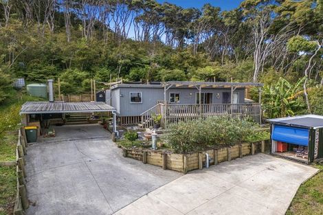 Photo of property in 12 Chenery Road, Red Beach, 0932