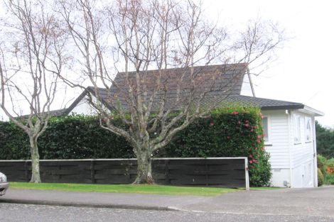 Photo of property in 80 Winara Avenue, Waikanae, 5036