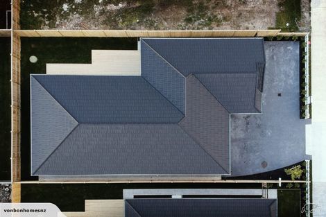 Photo of property in 52 Schoolside Road, Kumeu, 0810